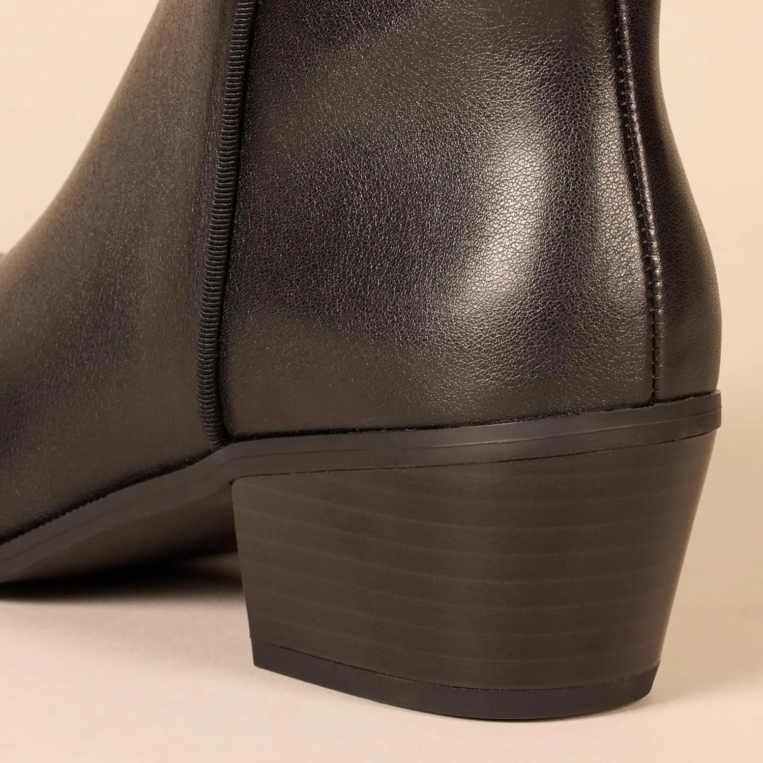 Amazon Essentials Women's Ankle Boots