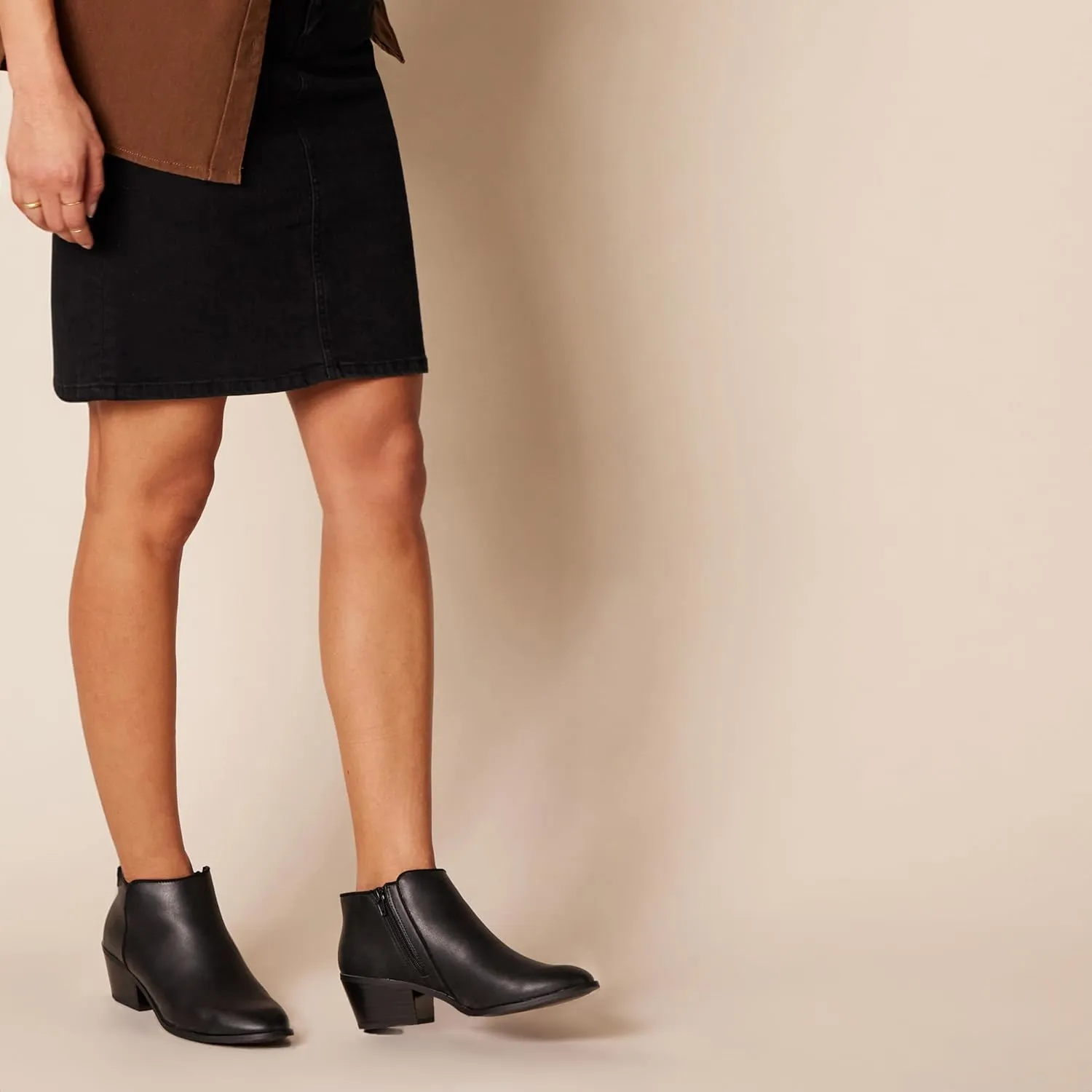 Amazon Essentials Women's Ankle Boots