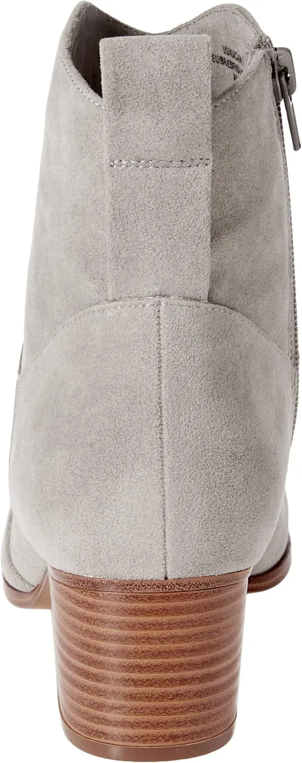 Amazon Essentials Women's Western Ankle Boots
