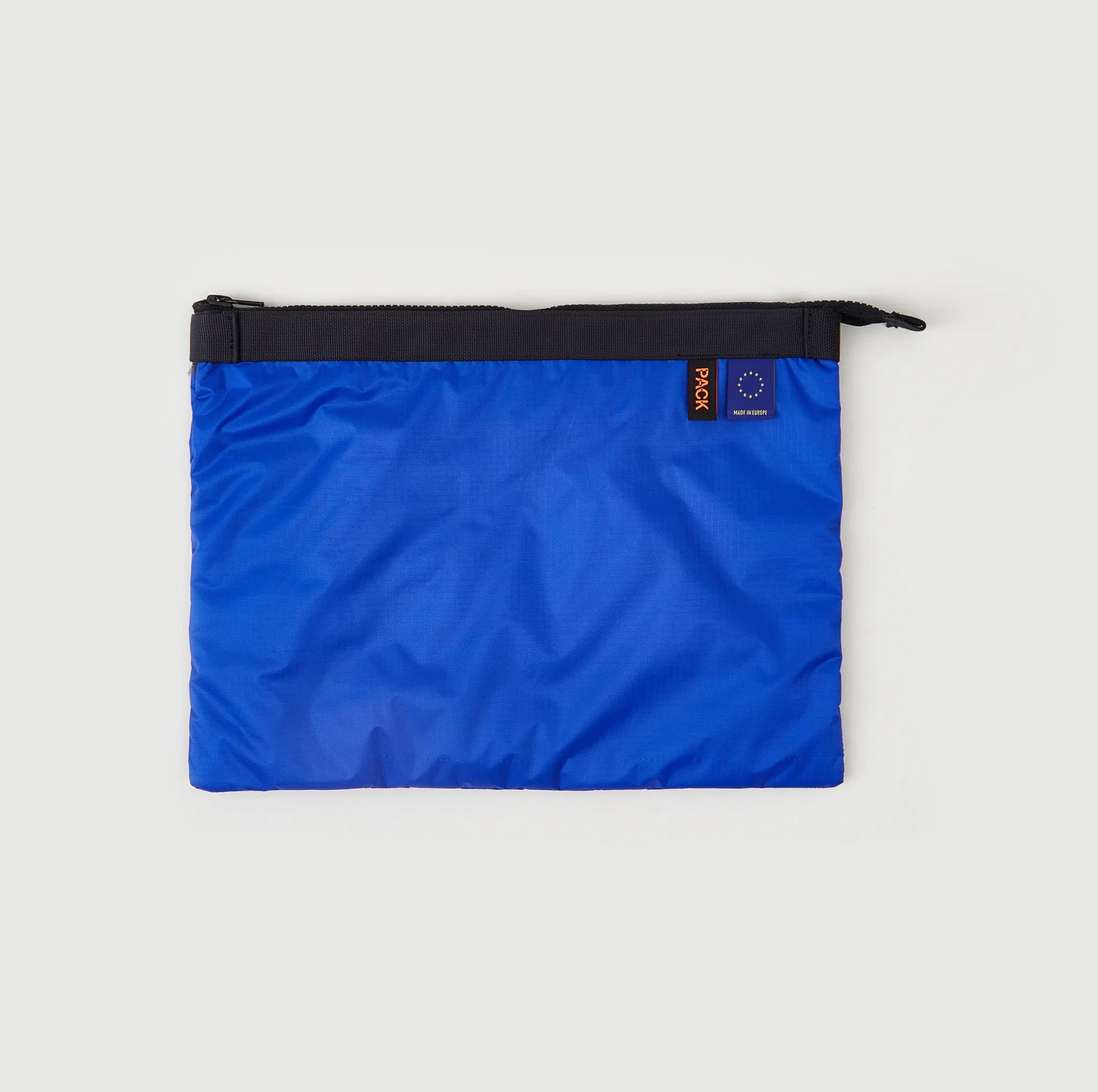 B2B M603 ZIP LAPTOP POUCH