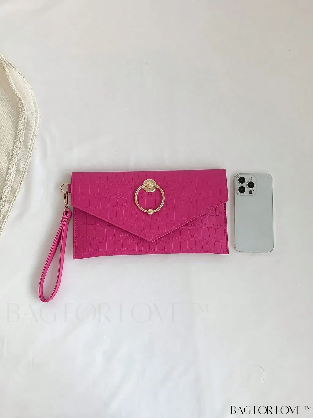 BagForLove - Compact Crocodile Embossed Envelope Bag with Metal Decor - Ideal for Daily Use