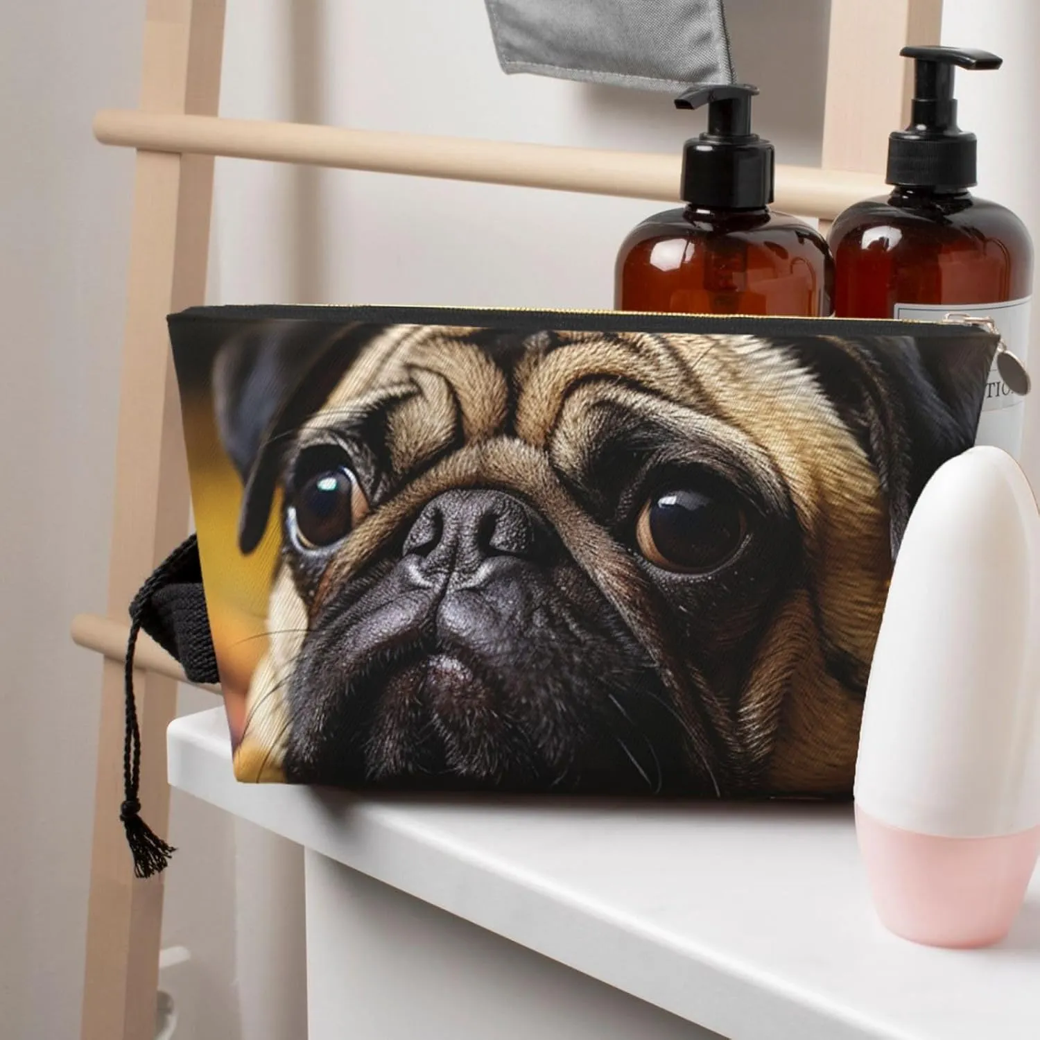 Cry Pug Cosmetic Bag Pu Leather Waterproof Makeup Bag Portable Travel Toiletry Bag Organizer Gold Zipper Pouch For Women Ladies Gift