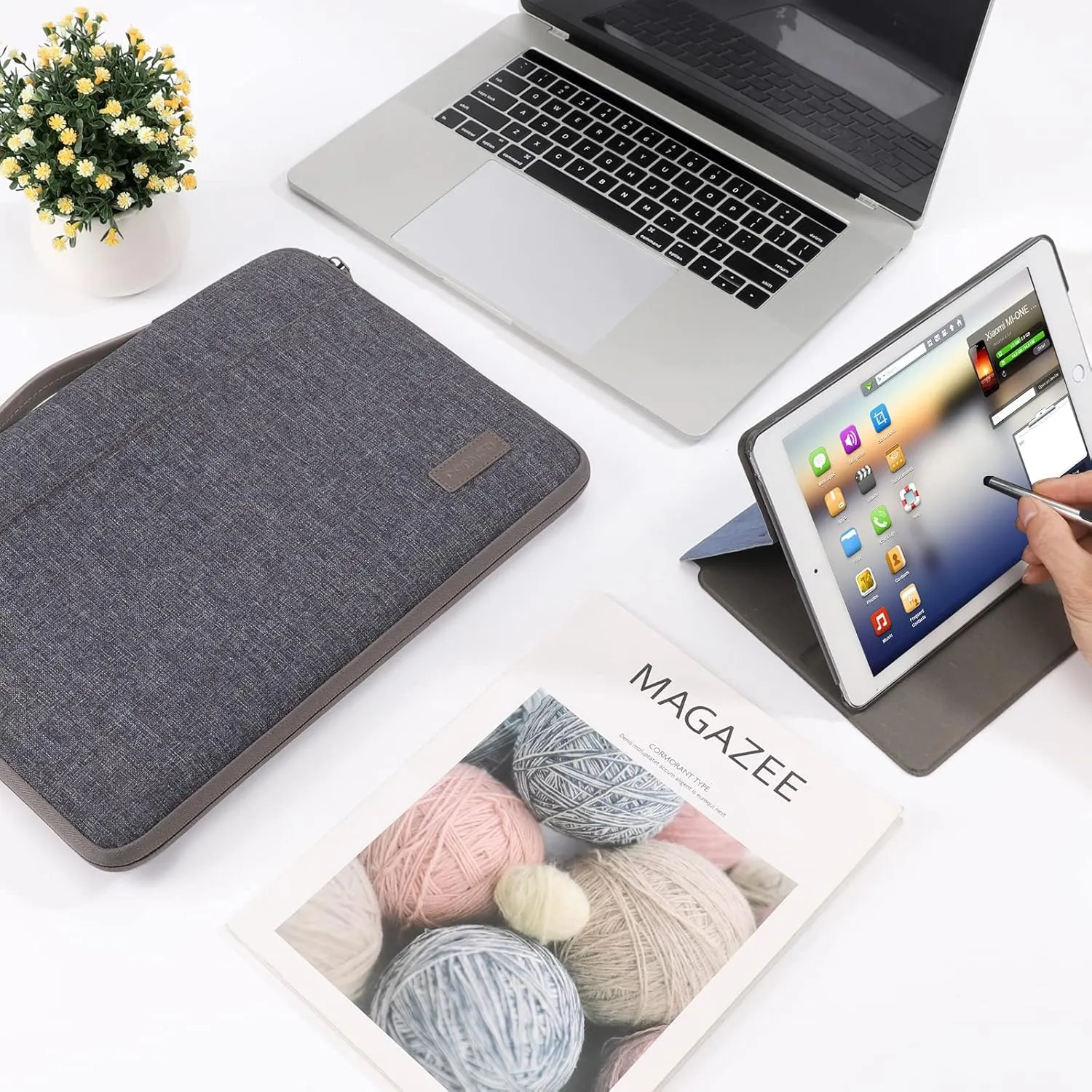 DOMISO 13.3 inch Laptop Sleeve Case Waterproof Carrying Bag for 13.3" Notebook/13 MacBook Air/Surface Book/ThinkPad L390 Yoga X380 Yoga/13.9" Yoga C930 Glass/HP EliteBook 830 840 G5,Dark Grey