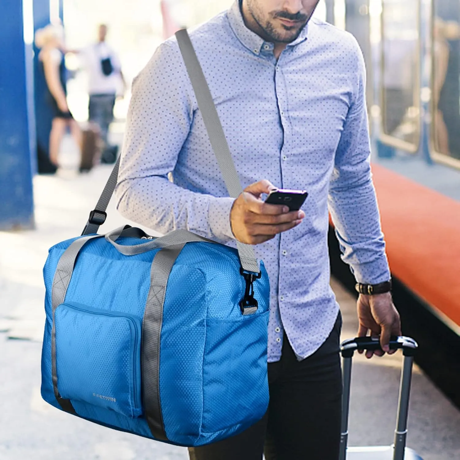 F.FETIVIN Personal item travel bag 18x14x8 for Spirit Airlines Lightweight carry on duffle bag waterproof for Gym,Sports,Vacation(Blue)