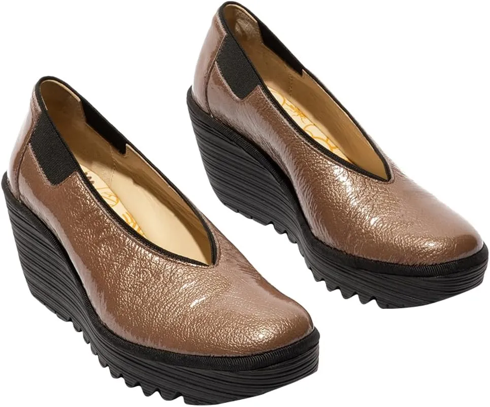 FLY London Women's Yoza438fly Pump