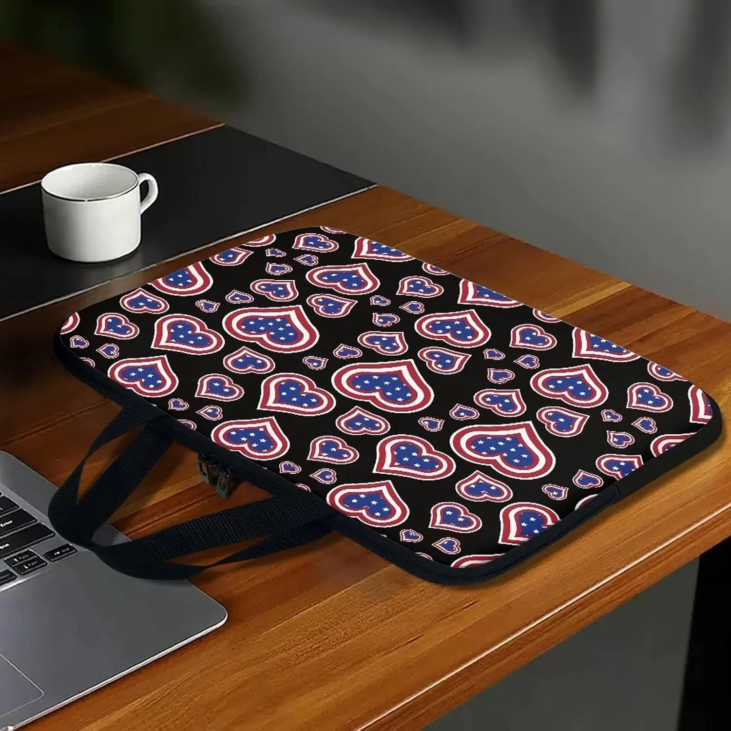 Gomyblomy American Flags & Hearts Lightweight Tote Bag with Zippered Laptop Dust Bag, Portable Business Briefcase for 10-17 Inch Laptops