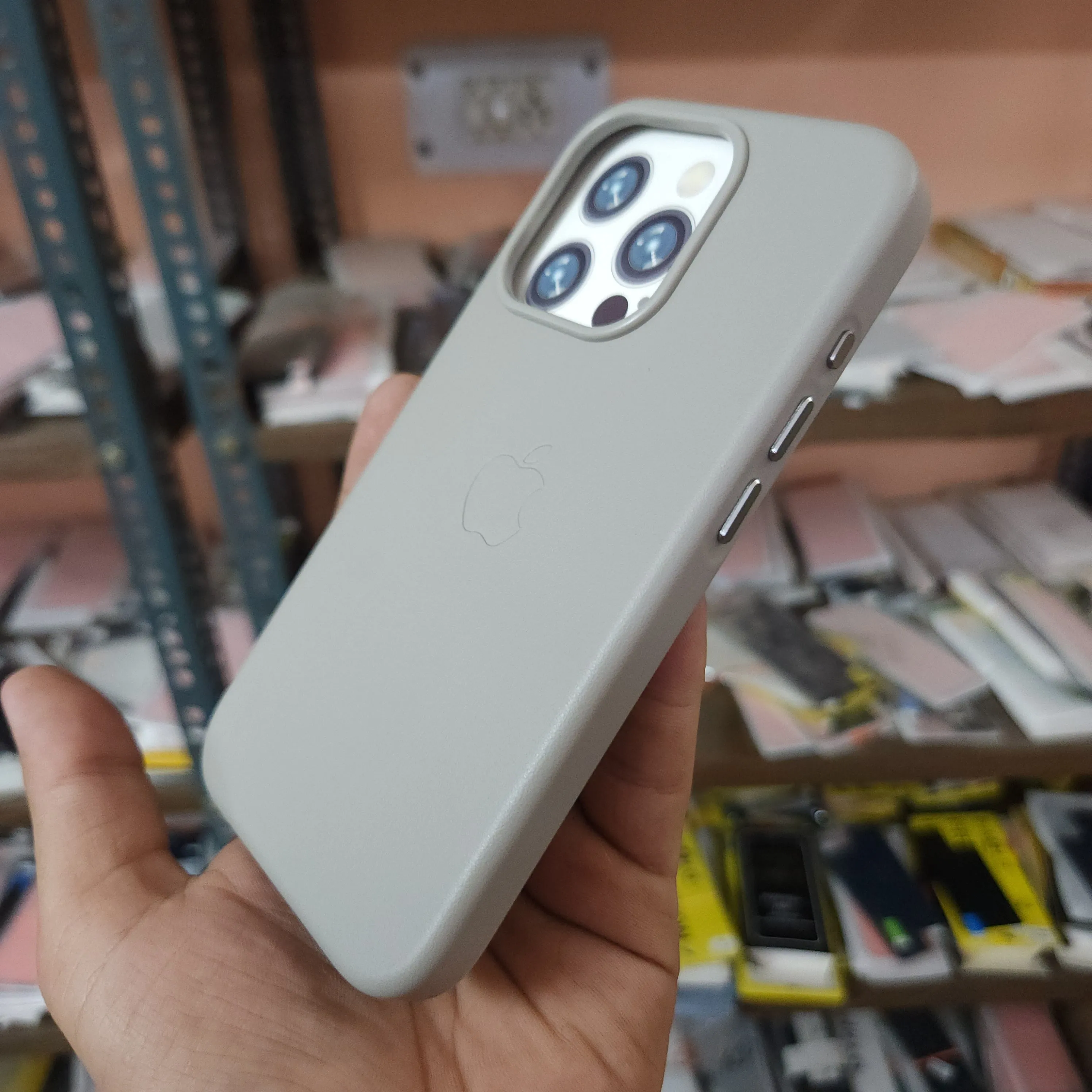 iPhone 14 Pro Max Leather Case (Not Magsafe) - Titanium Grey