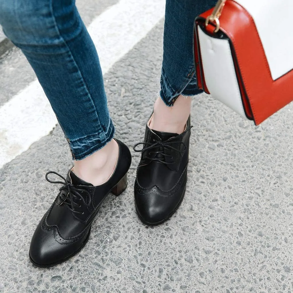 MIOKE Women's Lace Up Wingtip Pump Oxfords Brogues Perforated Chunky Block High Heel Vintage Dress Shoes