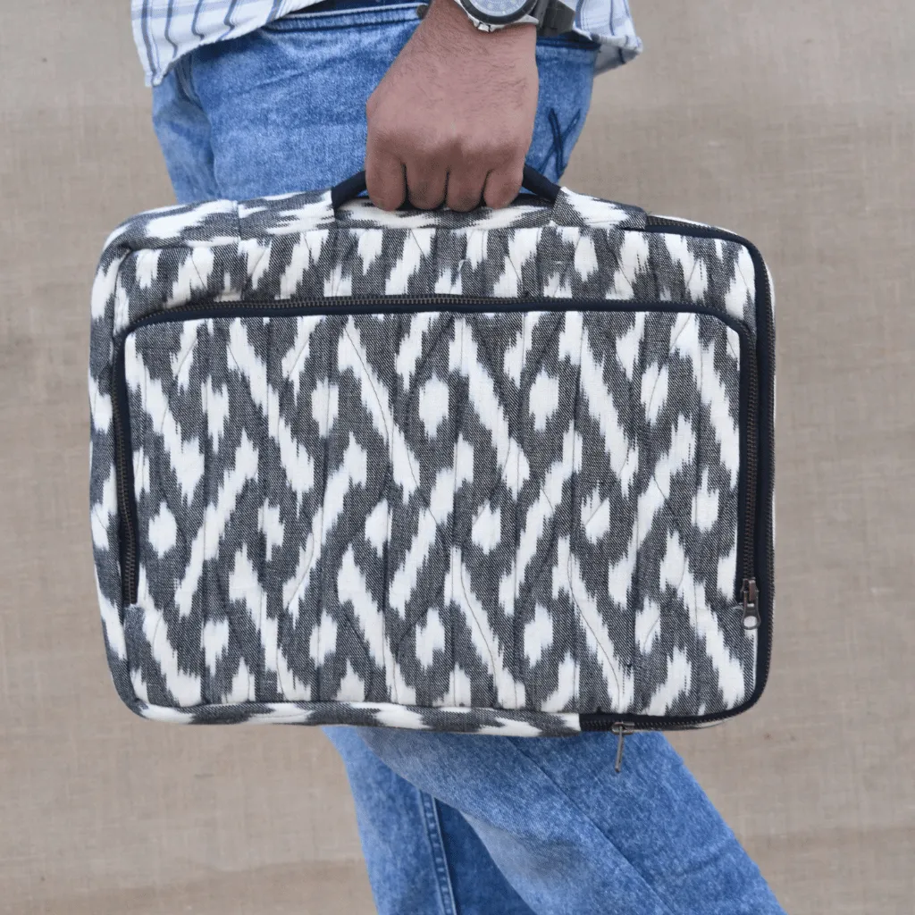 quilted laptop bag in black Ikat Cotton