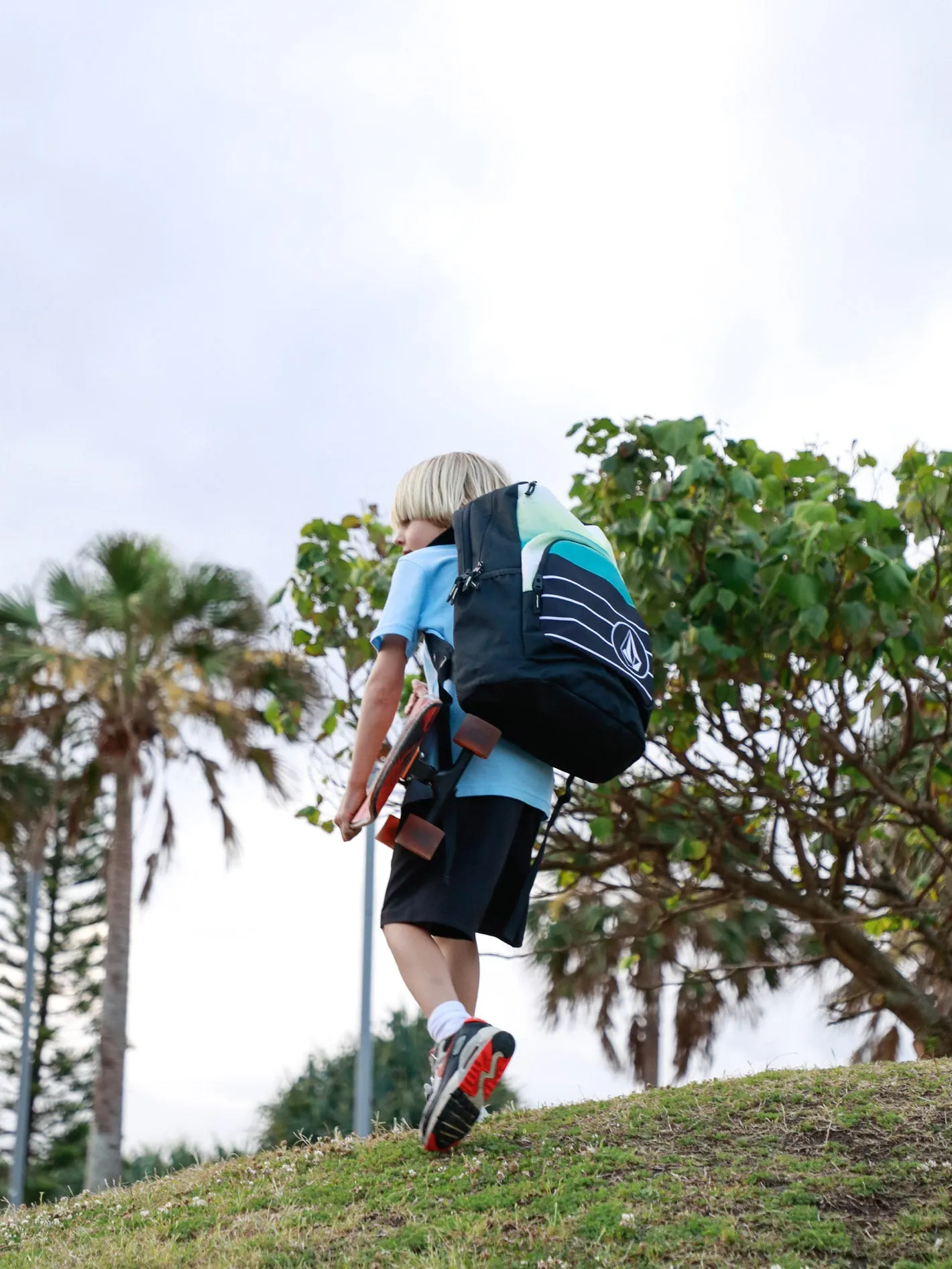 Stone Attack Backpack - Fade To Black