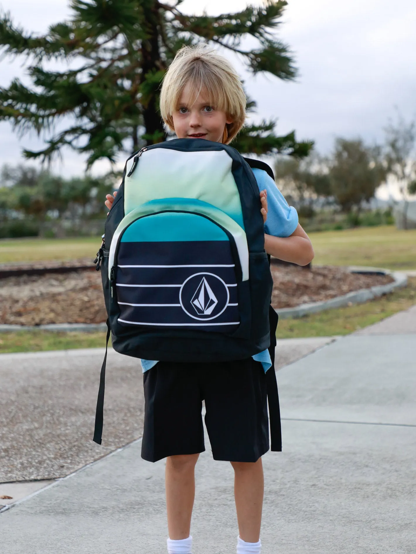 Stone Attack Backpack - Fade To Black
