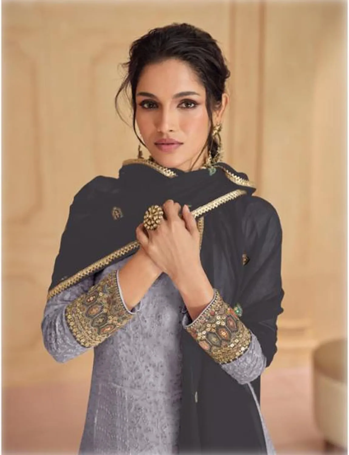 Stylish Women's Wear Salwar Kameez Indian Style Anarkali Gown Suits with Dupatta