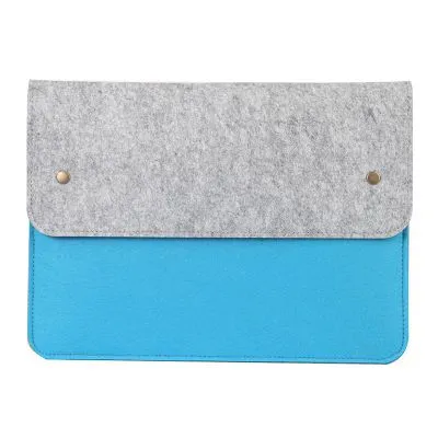 The Clutch Laptop Sleeve 15-inch