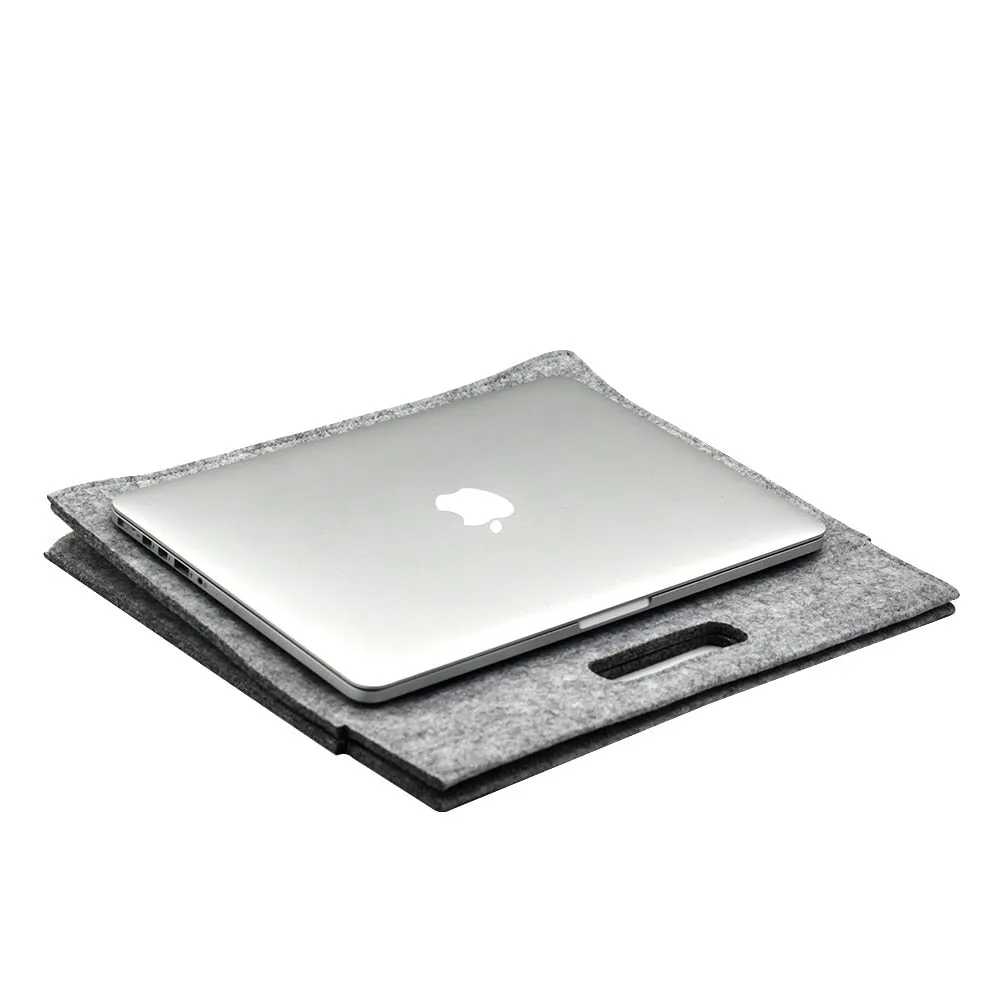 The Kit Wool Laptop Sleeve Bag 15-inch