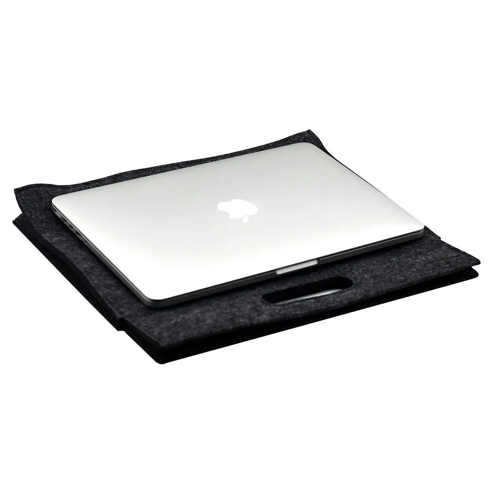 The Kit Wool Laptop Sleeve Bag 15-inch