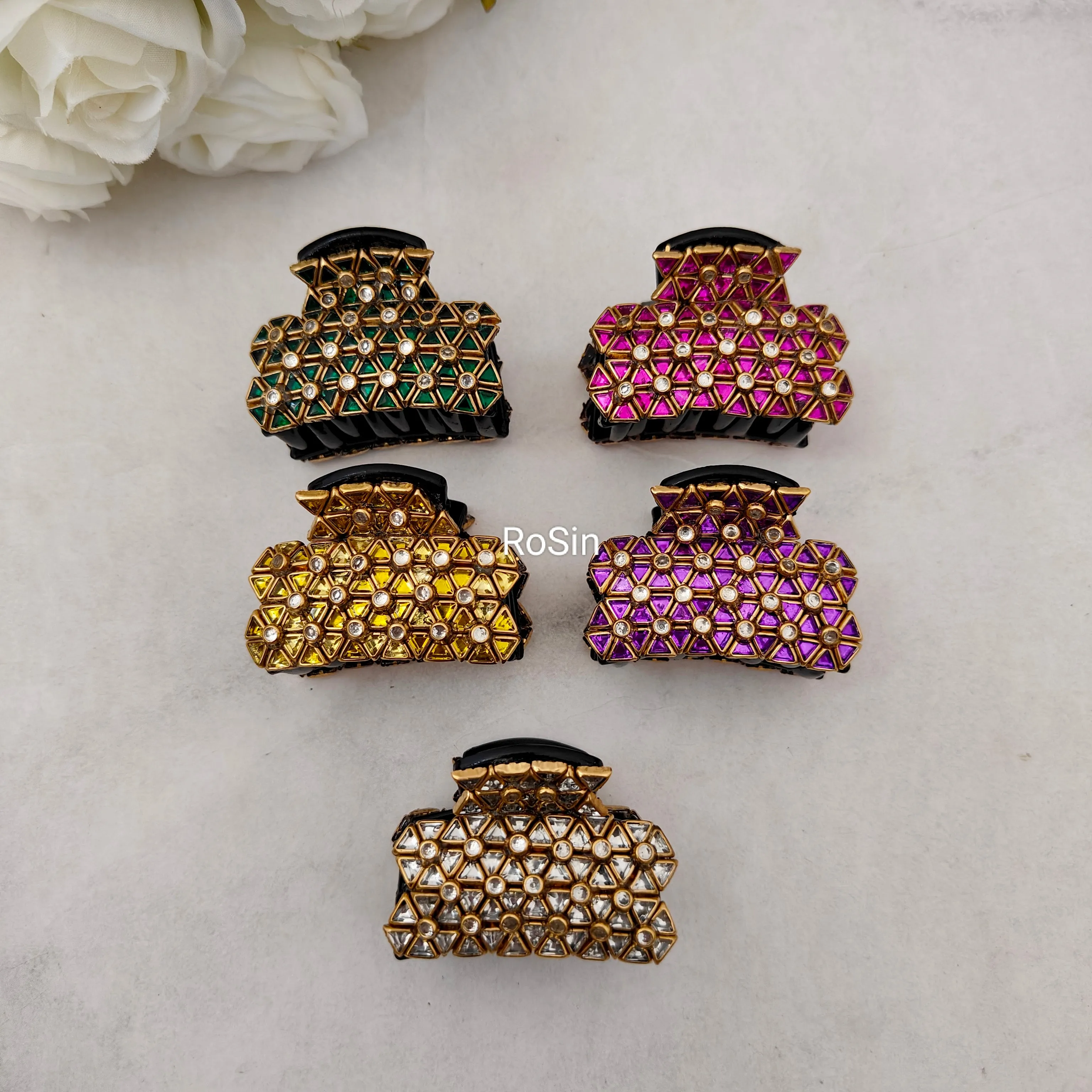 Triangle style clutches