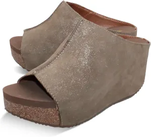 VOLATILE Women's Carrier Wedge Sandal