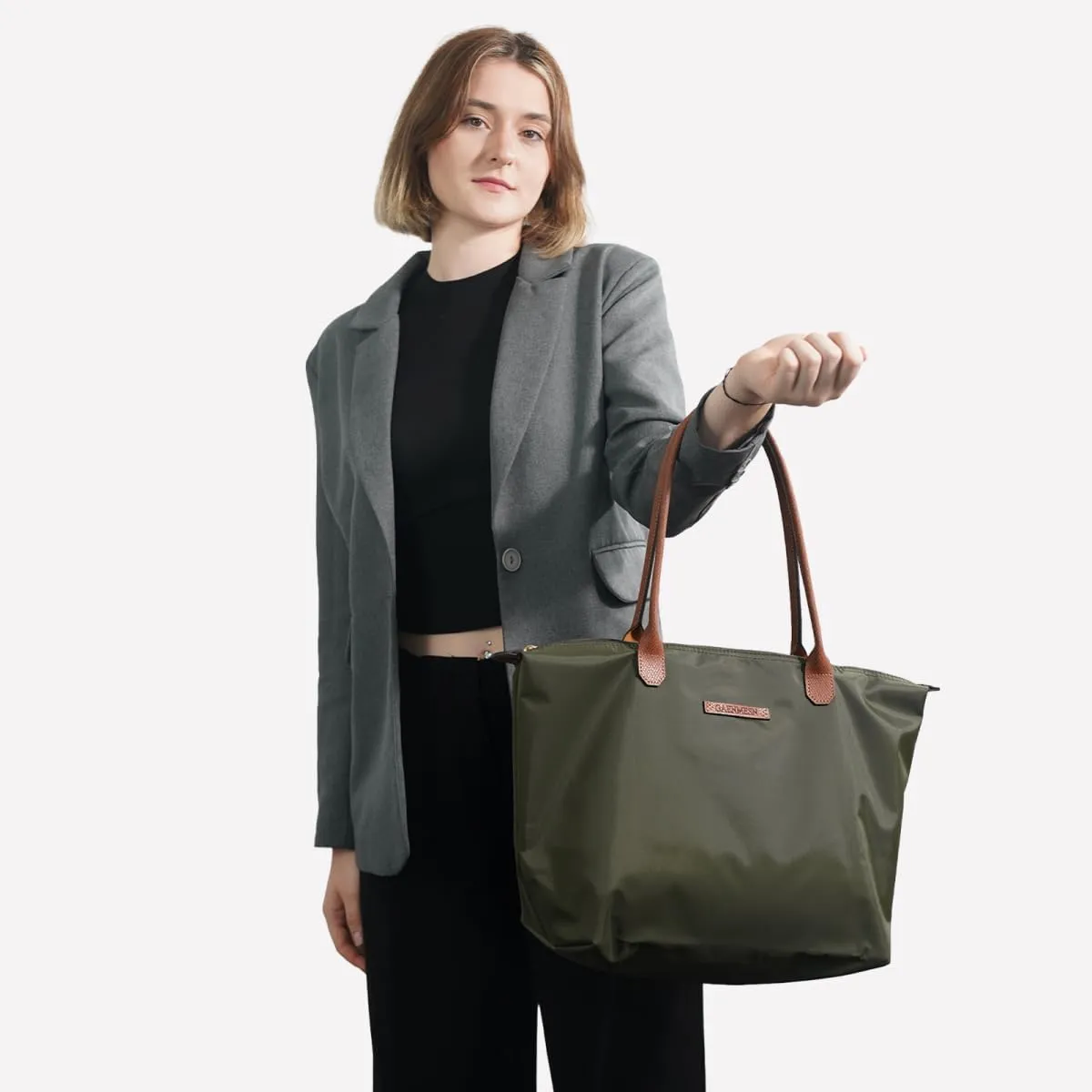 Waterproof Nylon Tote bag for Women Lightweight Designer Handbag with Zipper Stylish and Durable Purse