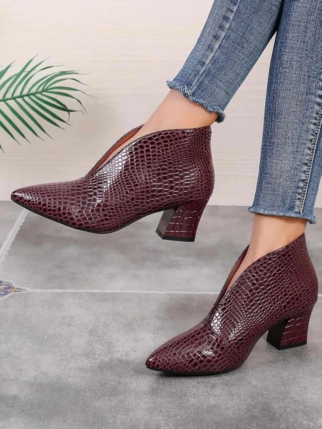 Women's Faux Crocodile Leather V Mouth Block Heels, Pointed Toe Boots